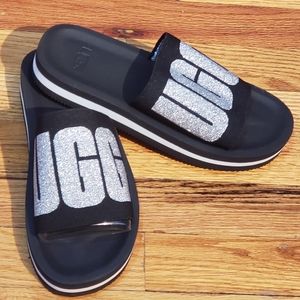 Ugg womens size 7 slip-ons